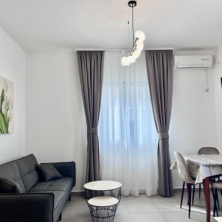 Apartments Sirena - Modern Stay With Free Parking Budva Luaran gambar
