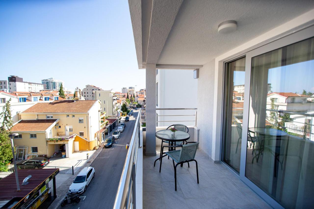Apartments Sirena - Modern Stay With Free Parking Budva Luaran gambar