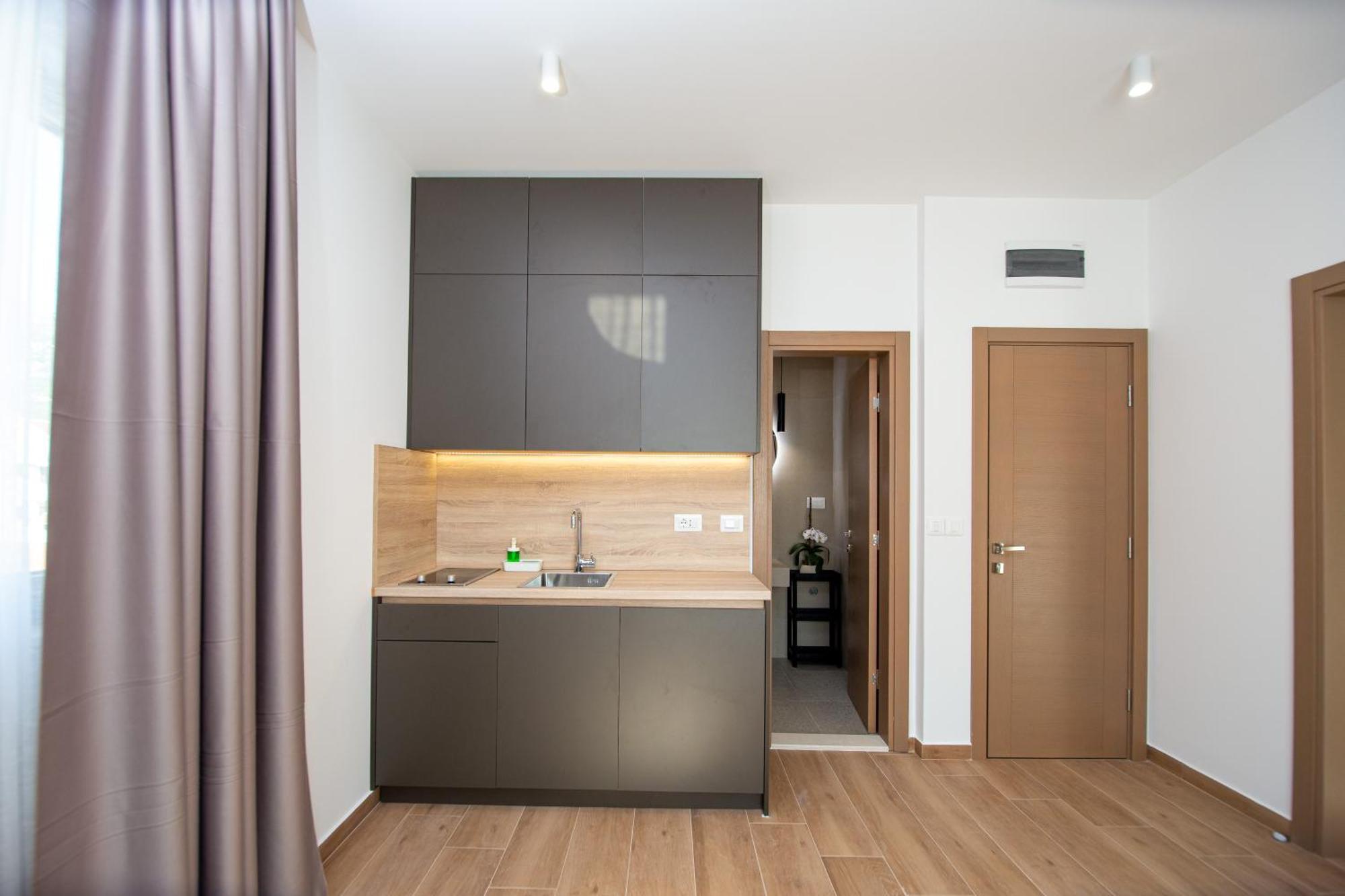 Apartments Sirena - Modern Stay With Free Parking Budva Luaran gambar
