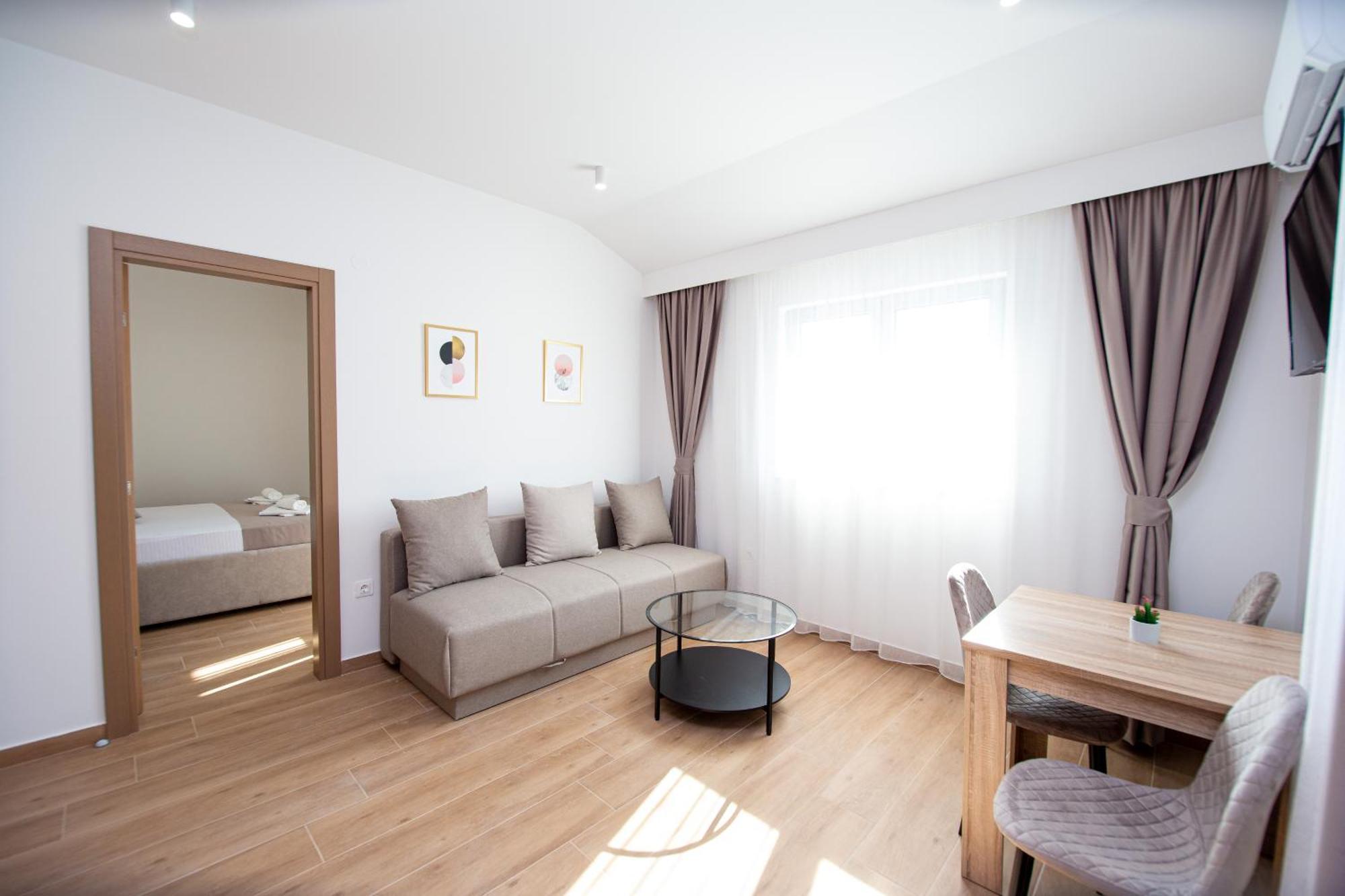 Apartments Sirena - Modern Stay With Free Parking Budva Luaran gambar