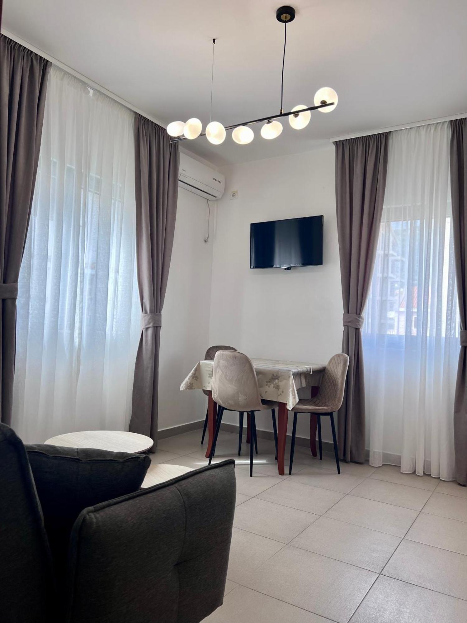 Apartments Sirena - Modern Stay With Free Parking Budva Luaran gambar