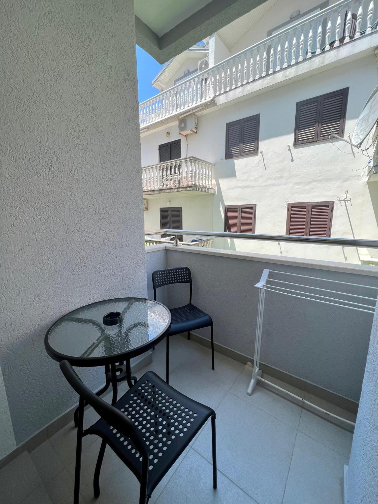 Apartments Sirena - Modern Stay With Free Parking Budva Bilik gambar