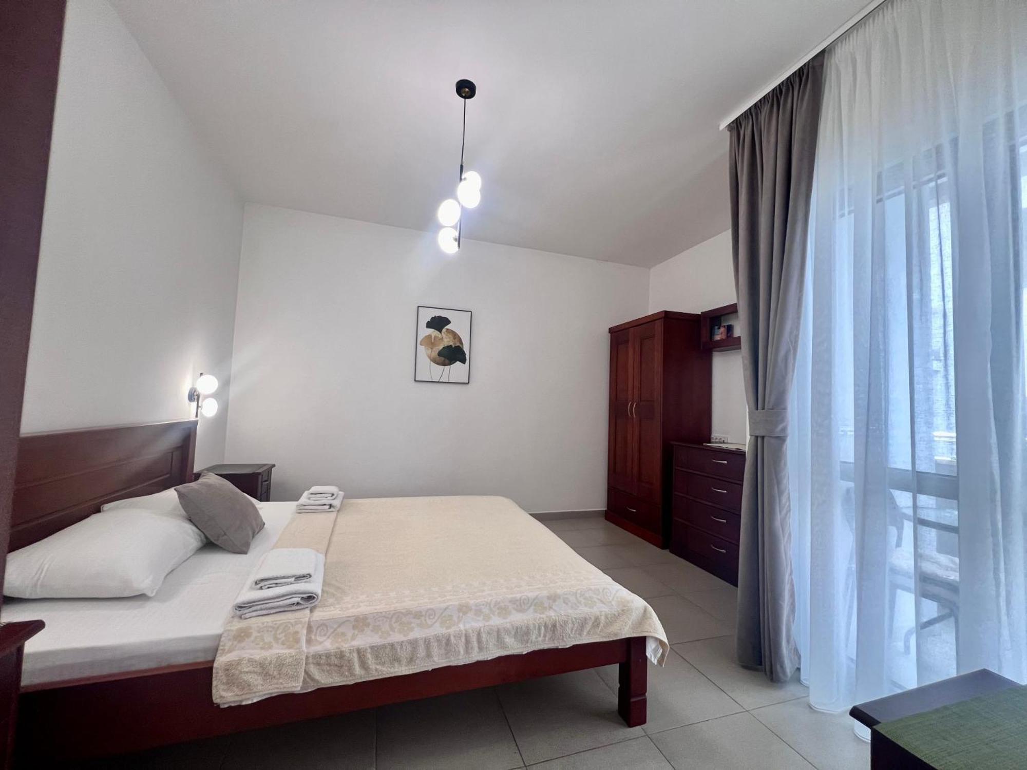 Apartments Sirena - Modern Stay With Free Parking Budva Bilik gambar