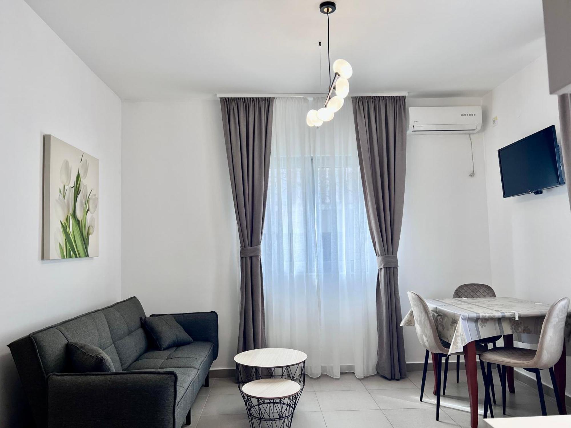 Apartments Sirena - Modern Stay With Free Parking Budva Luaran gambar