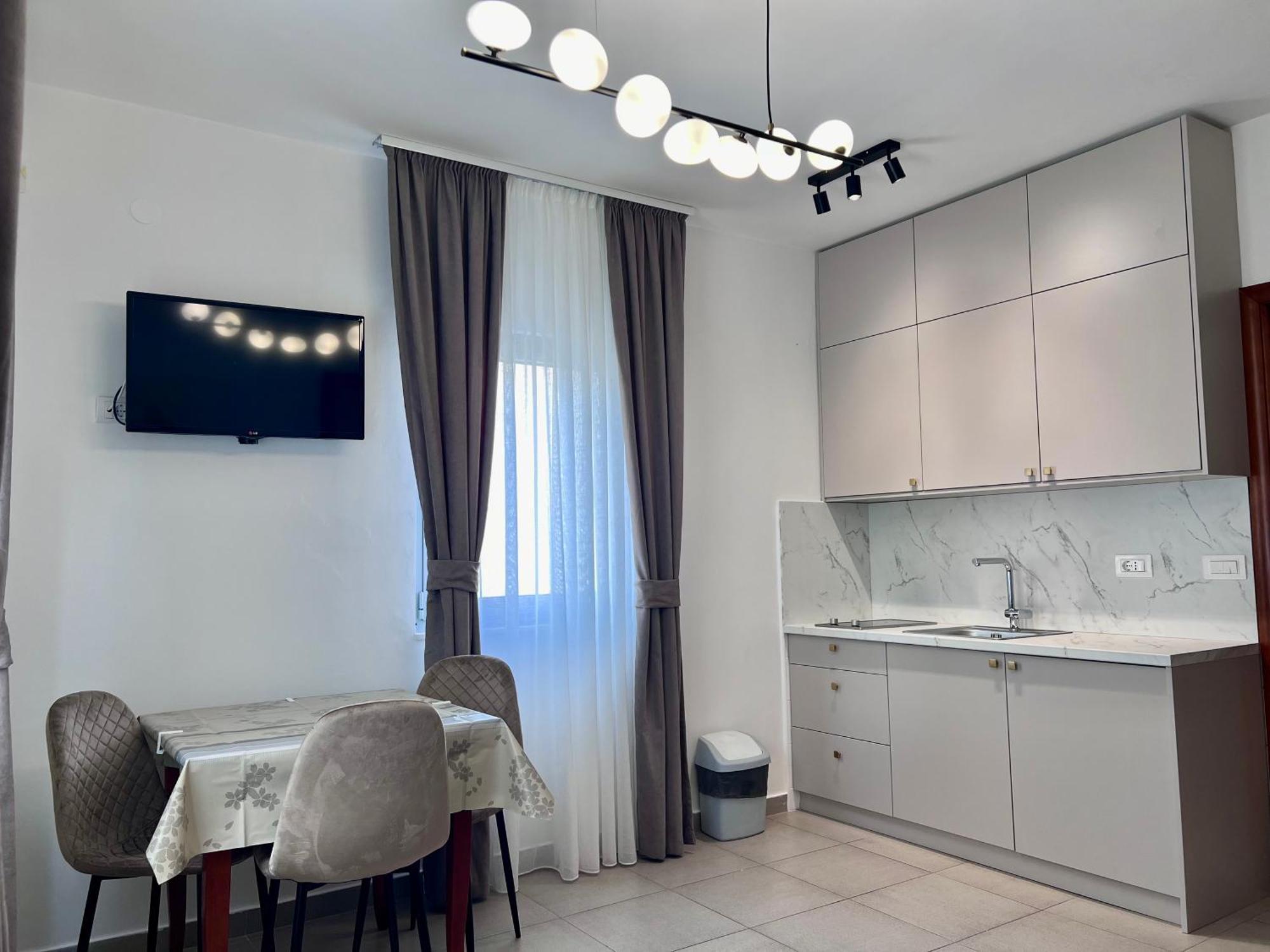Apartments Sirena - Modern Stay With Free Parking Budva Luaran gambar